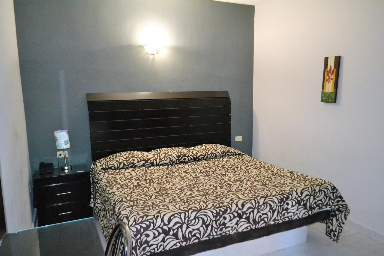 Torreón Hotel Laguna Inn מראה חיצוני תמונה